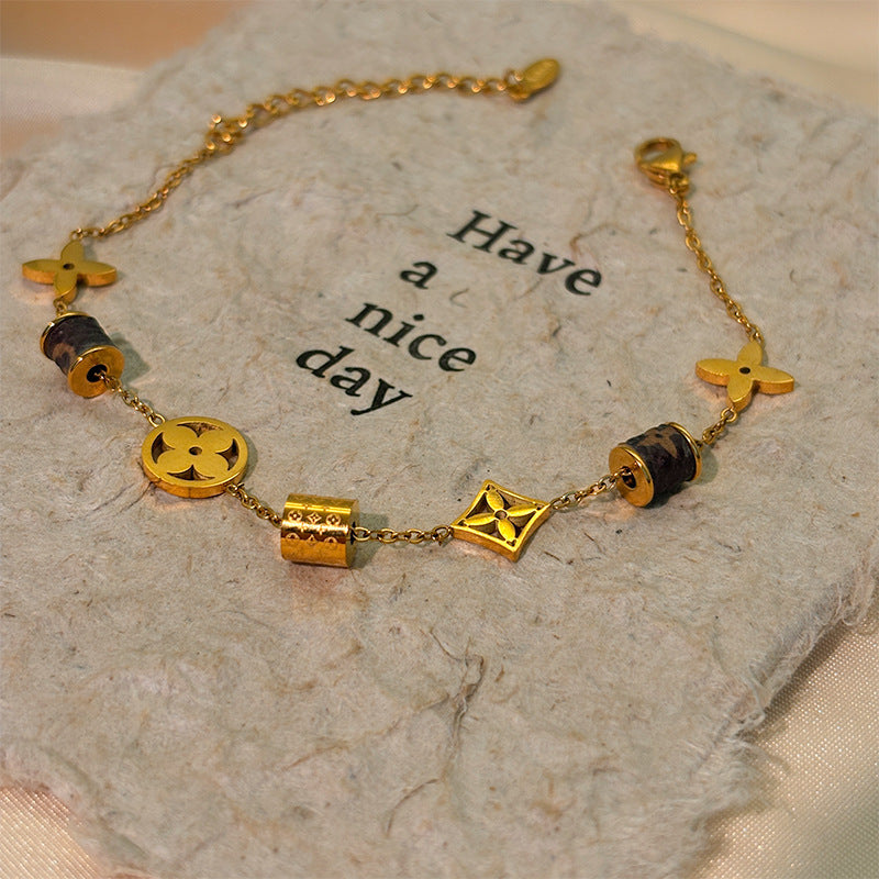 ASTRA® CLOVER GRACE BRACELET