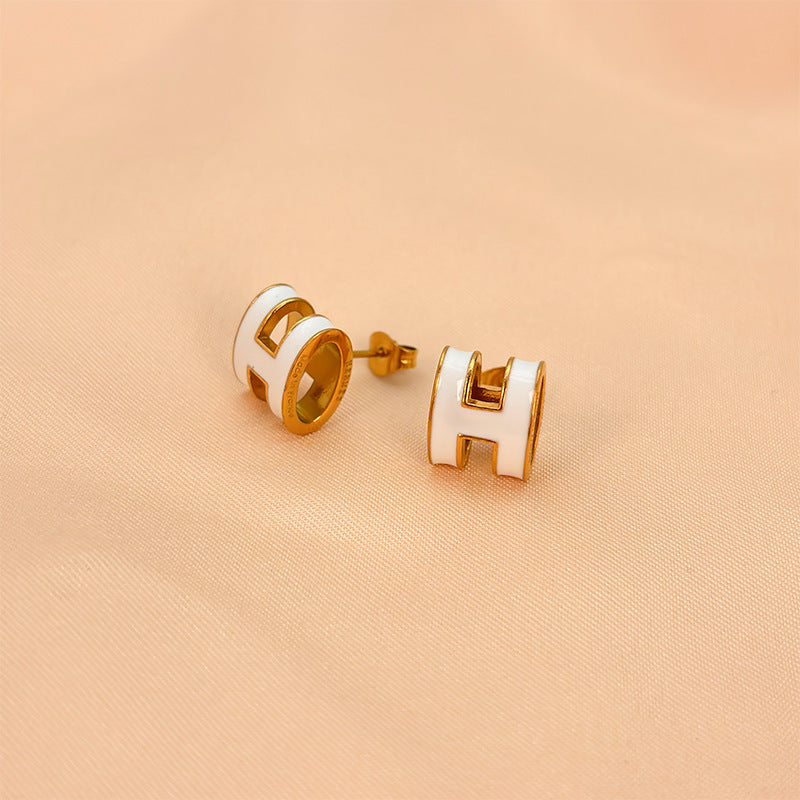 ASTRA® H ENAMEL NECKLACE