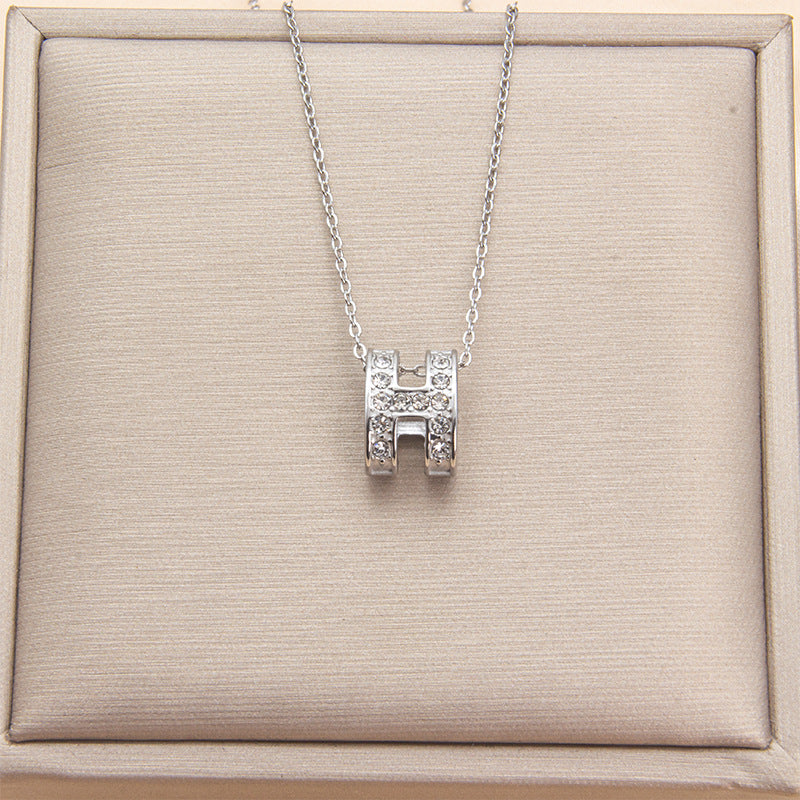 ASTRA® H ENAMEL NECKLACE