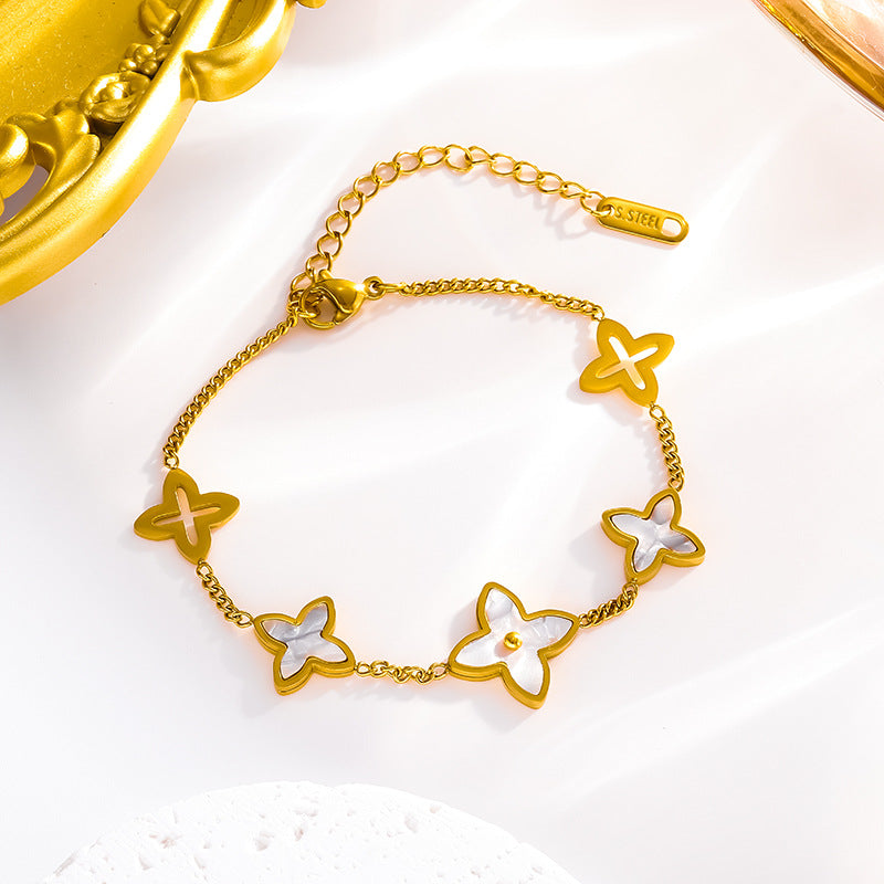 ASTRA® MOTHER-OF-PEARL VINTAGE NECKLACE