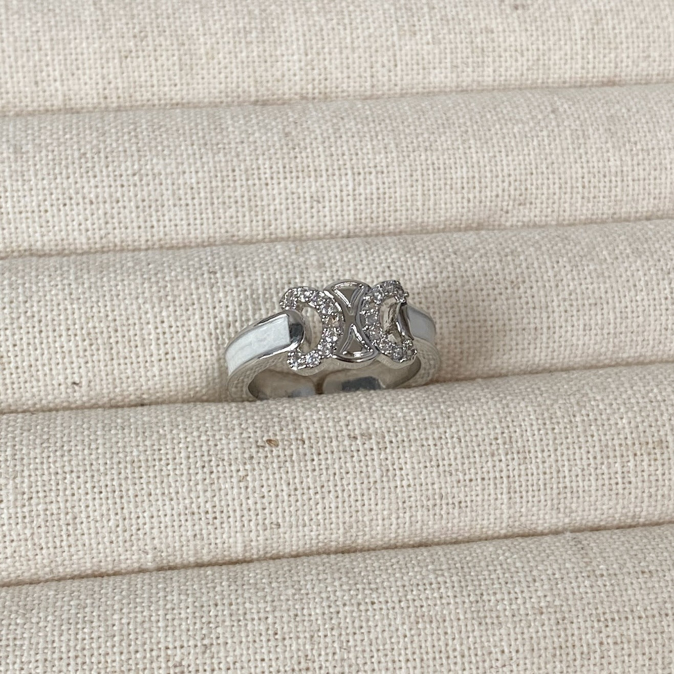ASTRA® ARC DE TRIOMPHE PAVÉ RING