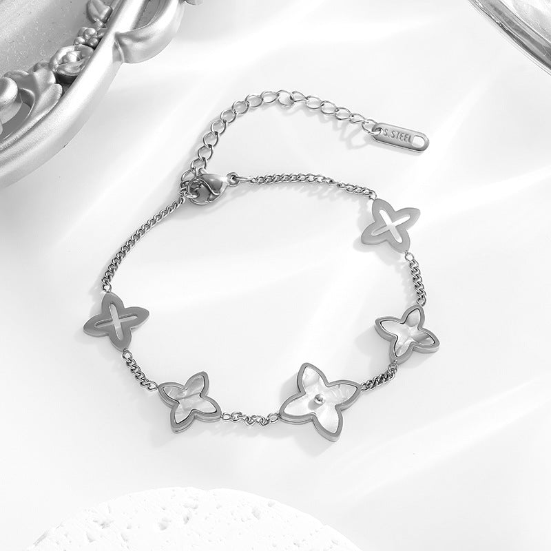 ASTRA® MOTHER-OF-PEARL VINTAGE NECKLACE