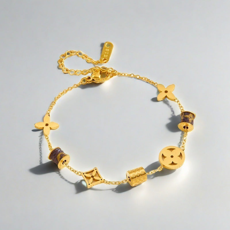 ASTRA® CLOVER GRACE BRACELET