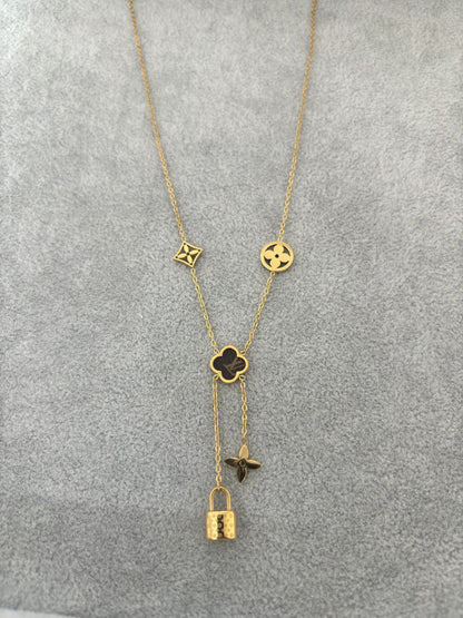 ASTRA® CLOVER CHARM NECKLACE