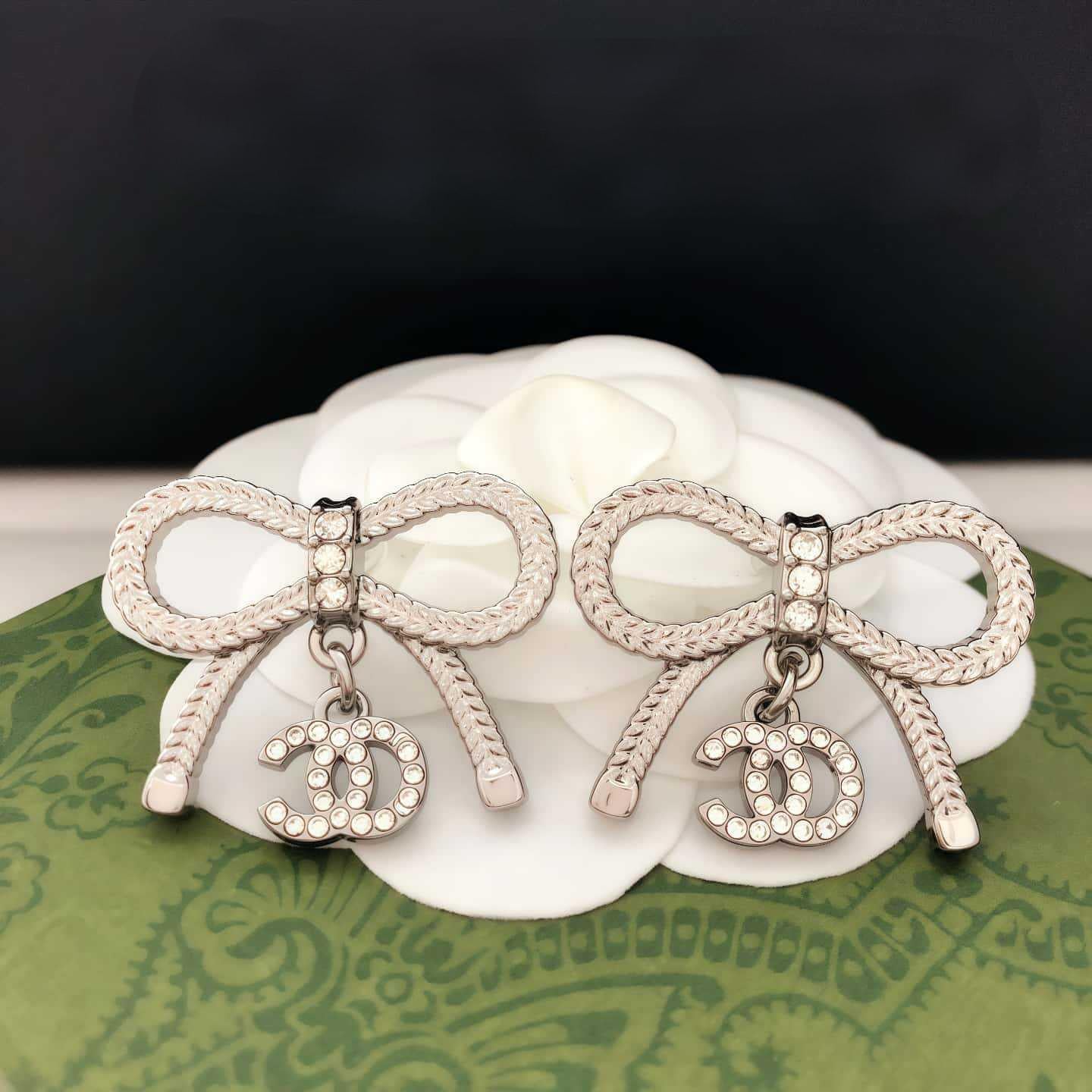 ASTRA® DOUBLE C BOW EARRINGS