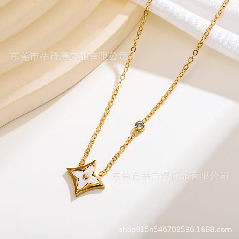ASTRA® L CLOVER SIGNATURE BRACELET