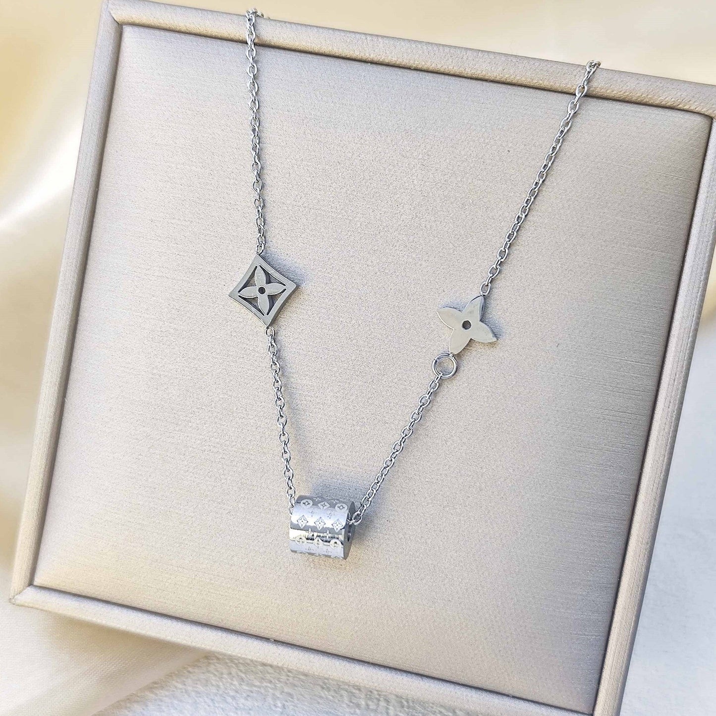 Chic Tarnish-Free Monogram Lucky Clover Choker
