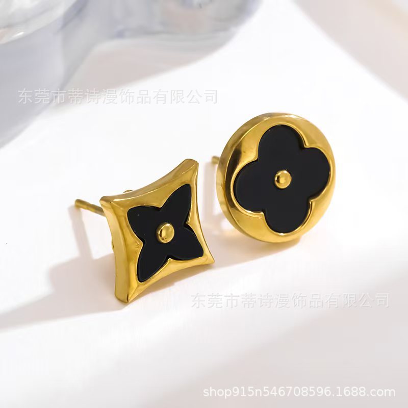 ASTRA® L CLOVER SIGNATURE BRACELET