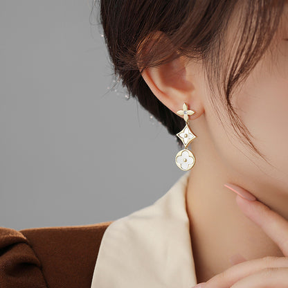 ASTRA  CLOVER PENDANT EARRINGS