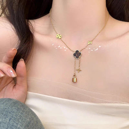 Chic Openwork Double-Loop Lucky Chain