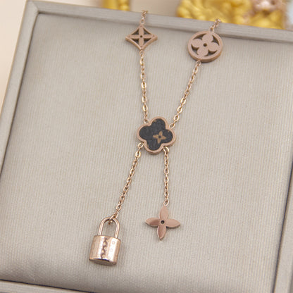 ASTRA® CLOVER CHARM NECKLACE