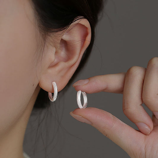 ASTRA® TWISTED EAR CUFF