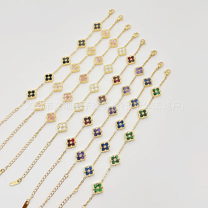 Chic Geometric Quatrefoil Statement Wristwear