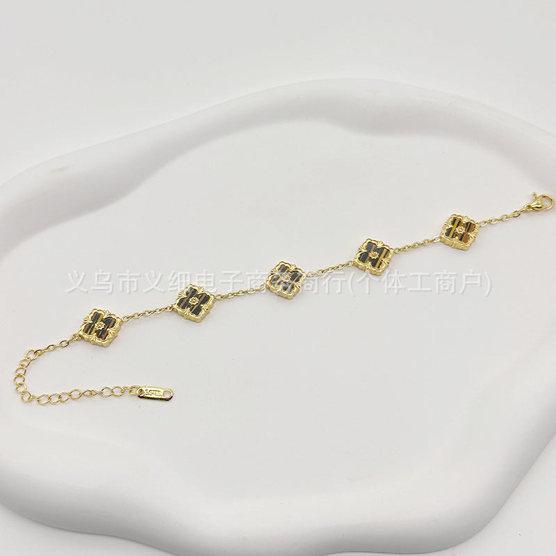 Chic Geometric Quatrefoil Statement Wristwear