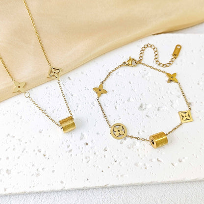 Chic Tarnish-Free Monogram Lucky Clover Choker
