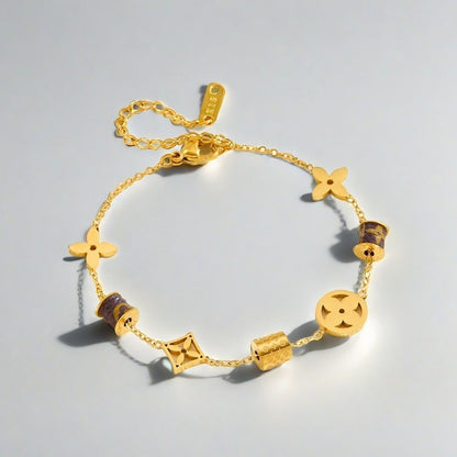 ASTRA® CLOVER GRACE BRACELET
