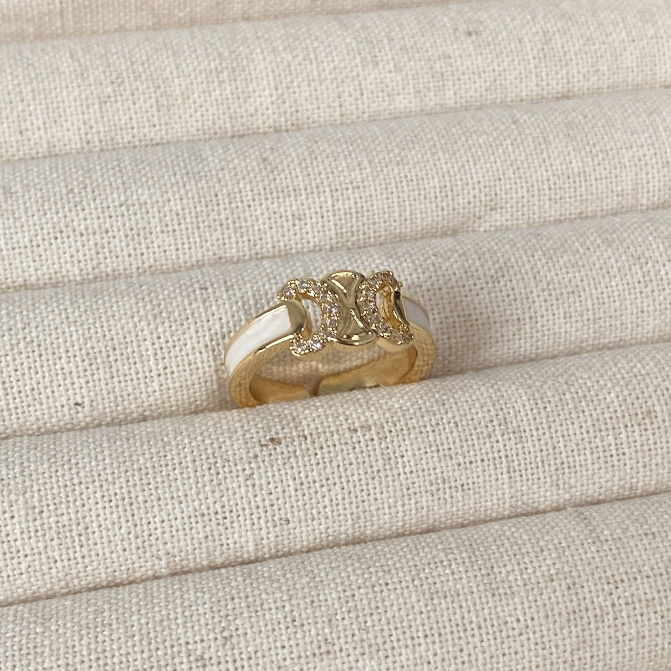 ASTRA® ARC DE TRIOMPHE PAVÉ RING