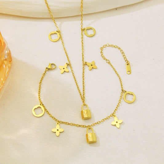 ASTRA® V CHARM SET