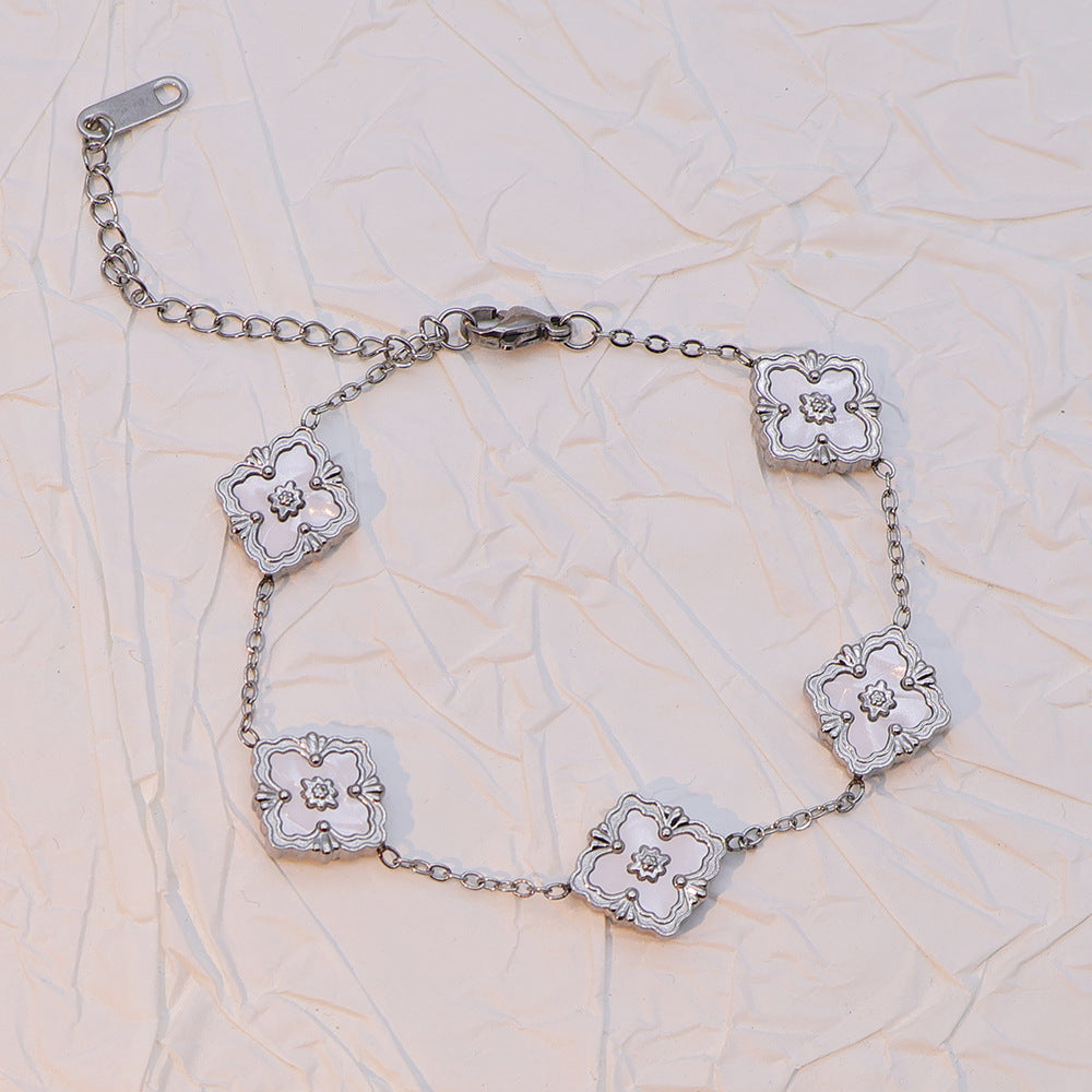 Vintage Enamel Quatrefoil Rhombus Bracelet